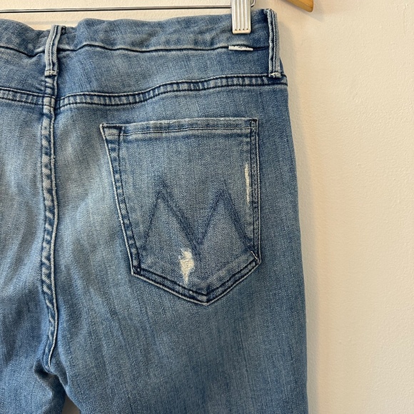 Mother The Looker Ankle Step Fray in Where There's Smoke | Size 31 - Picture 12 of 16